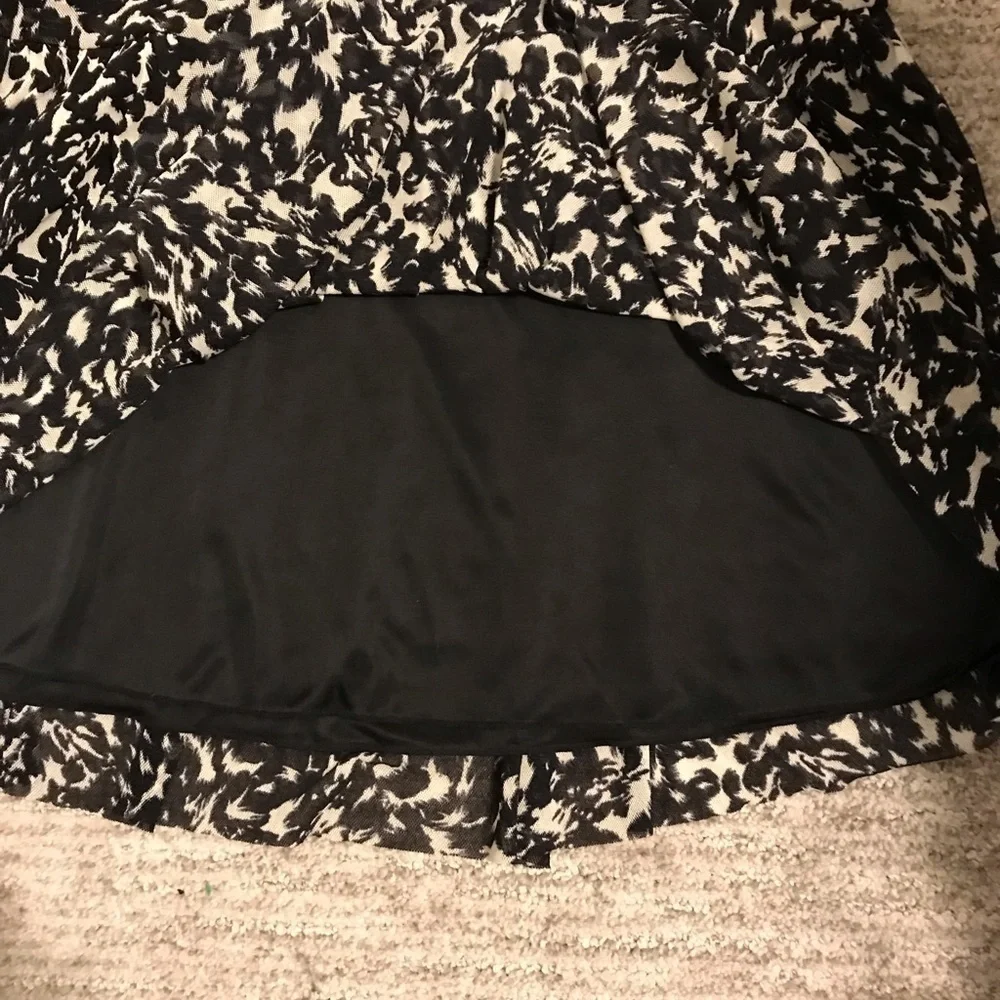 EXPRESS Women’s Nylon Skirt with Black Underlay